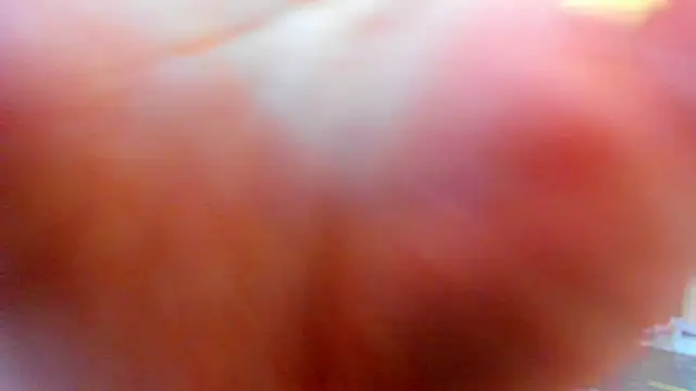 Snapshot of Esmeralda_oikos chatting on December 18, 3:04 am Esmeralda oikos online show from December 18, 3:04 am