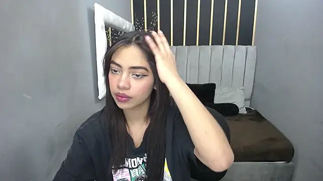 keizy  conte online show from December 10, 7:54 pm