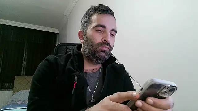 Snapshot of tgltplsr chatting on December 27, 11:42 pm tgltplsr online show from December 27, 11:42 pm