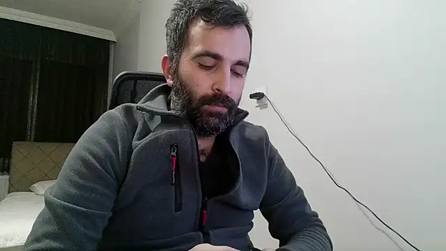 Snapshot of tgltplsr chatting on January 15, 1:02 am tgltplsr online show from January 15, 1:02 am