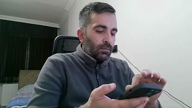 Snapshot of tgltplsr chatting on January 18, 11:22 pm tgltplsr online show from January 18, 11:22 pm