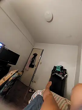 Snapshot of hotbiabrazil chatting on March 24, 1:43 am hotbiabrazil online show from March 24, 1:43 am