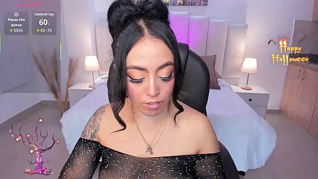 Snapshot of kim_thompson_1 chatting on October 28, 10:41 am kim thompson 1 online show from October 28, 10:41 am