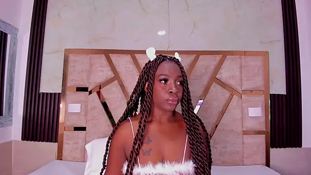 Snapshot of Athenea_Mills chatting on September 18, 6:54 pm Athenea Mills online show from September 18, 6:54 pm