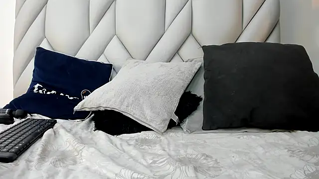 SakuraLee  online show from March 4, 4:52 pm