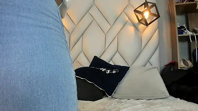 SakuraLee  online show from March 18, 7:53 pm