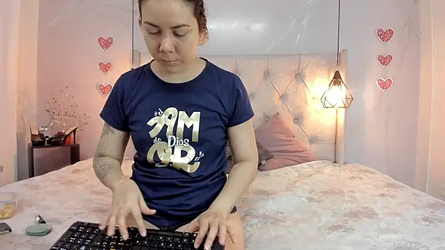 SakuraLee  online show from May 2, 1:16 pm