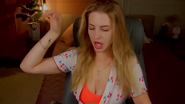 anita blairr online show from October 12, 1:04 am