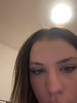 Snapshot of KittyKatyDream chatting on January 14, 9:30 pm KittyKatyDream online show from January 14, 9:30 pm