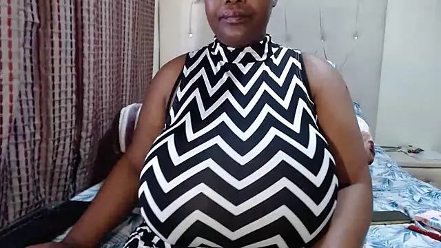 CHOCOLATEDARKBUSTYX online show from October 7, 8:22 am