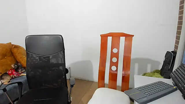  girls on fire  online show from February 26, 3:42 am