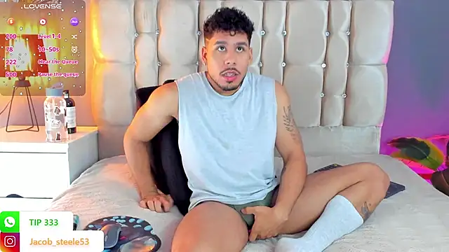 Snapshot of Jacob_Steele53 chatting on November 6, 12:17 pm Jacob Steele53 online show from November 6, 12:17 pm