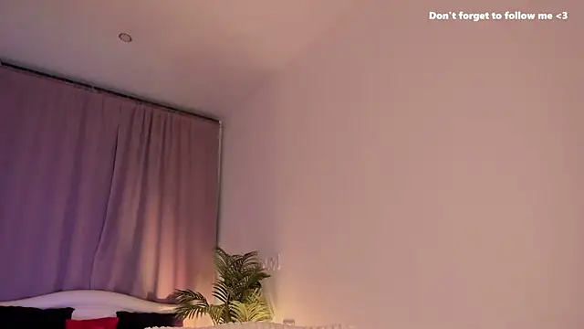 LauraCoy online show from January 16, 3:23 am