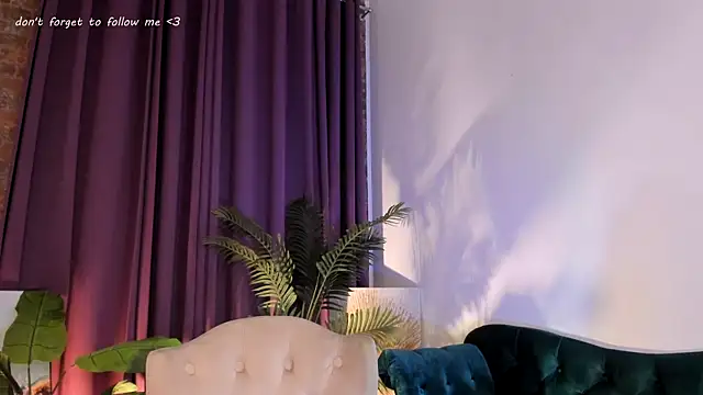 LauraCoy online show from January 30, 8:21 pm