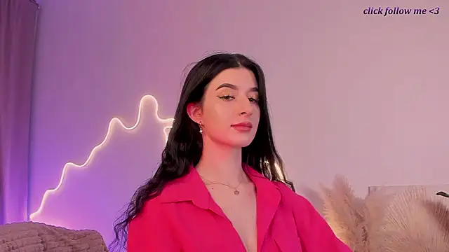 LauraCoy online show from May 12, 10:40 pm
