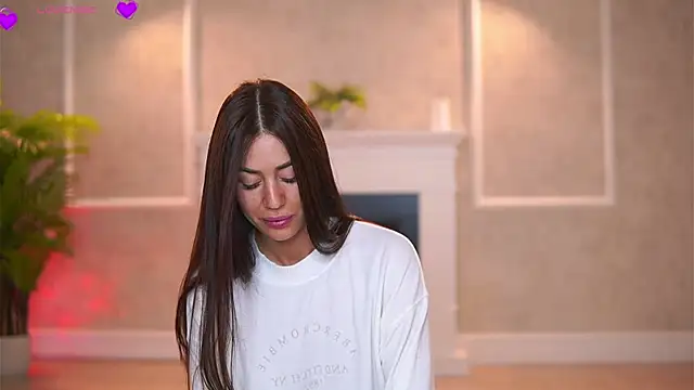 Abbela White online show from October 21, 5:08 am