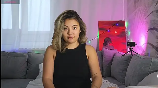 lily  foster online show from January 10, 6:20 am