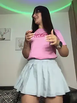 Megan lu2 online show from December 19, 9:40 am