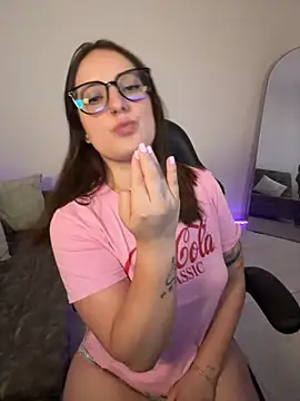 Snapshot of Megan_lu2 chatting on September 30, 6:18 am Megan lu2 online show from September 30, 6:18 am