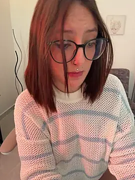 Snapshot of Megan_lu2 chatting on February 16, 2:57 pm Megan lu2 online show from February 16, 2:57 pm