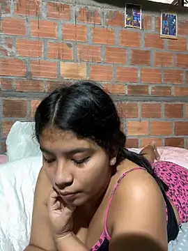 moncerrat luna online show from January 19, 3:32 pm