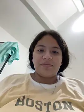 moncerrat luna online show from February 25, 11:11 pm