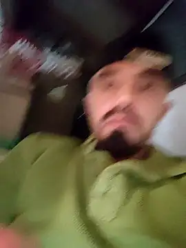 Snapshot of erbod_Johnny chatting on September 21, 2:35 am erbod Johnny online show from September 21, 2:35 am