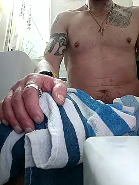 erbod Johnny online show from January 7, 2:52 pm