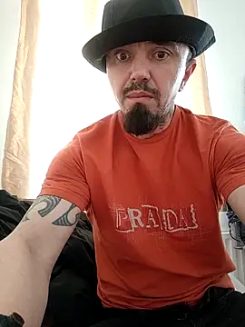 erbod Johnny online show from March 31, 2:28 pm