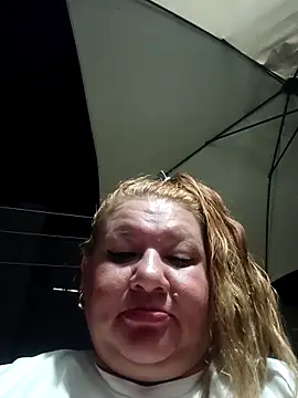 Snapshot of HORNY_MATURE25 chatting on March 11, 2:10 am HORNY MATURE25 online show from March 11, 2:10 am