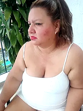 Snapshot of HORNY_MATURE25 chatting on September 14, 4:50 pm HORNY MATURE25 online show from September 14, 4:50 pm