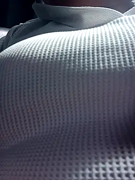 Snapshot of HORNY_MATURE25 chatting on October 31, 1:34 pm HORNY MATURE25 online show from October 31, 1:34 pm