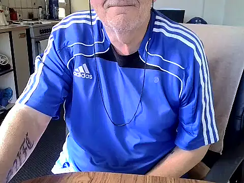 Snapshot of daddyflash chatting on March 18, 11:19 am daddyflash online show from March 18, 11:19 am