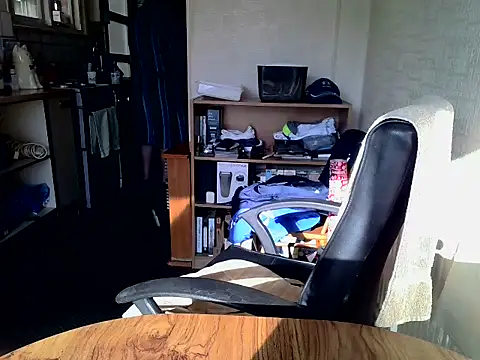 Snapshot of daddyflash chatting on March 20, 8:42 am daddyflash online show from March 20, 8:42 am