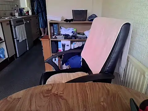 Snapshot of daddyflash chatting on November 3, 10:38 am daddyflash online show from November 3, 10:38 am