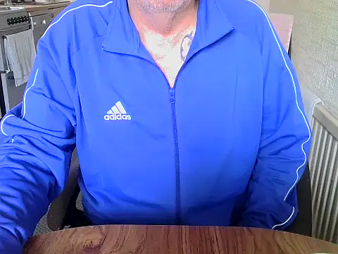 Snapshot of daddyflash chatting on February 10, 11:58 am daddyflash online show from February 10, 11:58 am