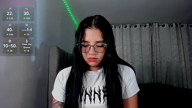 aliice walker  online show from January 16, 12:14 am