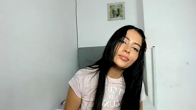 Sophie  Foxxx online show from December 23, 7:41 pm