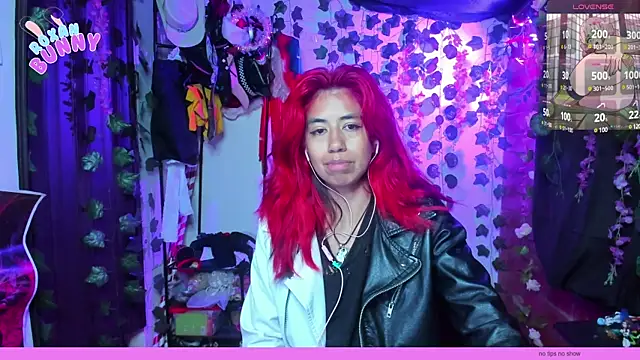 Roxanbunny1 online show from March 13, 3:22 am