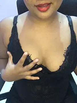 Rose Olivia online show from May 18, 4:02 pm