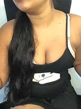 Snapshot of Rose_Olivia chatting on June 28, 5:19 pm Rose Olivia online show from June 28, 5:19 pm