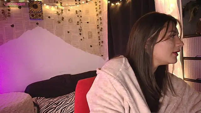 kisstarxxx online show from October 19, 3:07 am