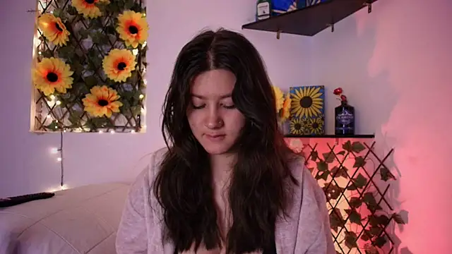 kisstarxxx online show from April 14, 9:04 am