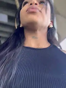 Snapshot of Charly_ chatting on February 7, 3:08 pm Charly online show from February 7, 3:08 pm