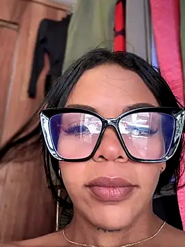 Snapshot of Charly_ chatting on October 9, 2:59 pm Charly online show from October 9, 2:59 pm