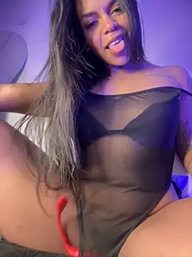 Snapshot of Charly_ chatting on October 12, 4:44 am Charly online show from October 12, 4:44 am