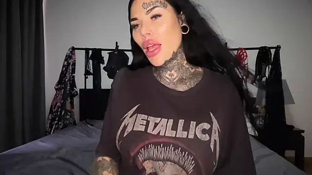 claudiacvc95 online show from October 19, 4:02 am