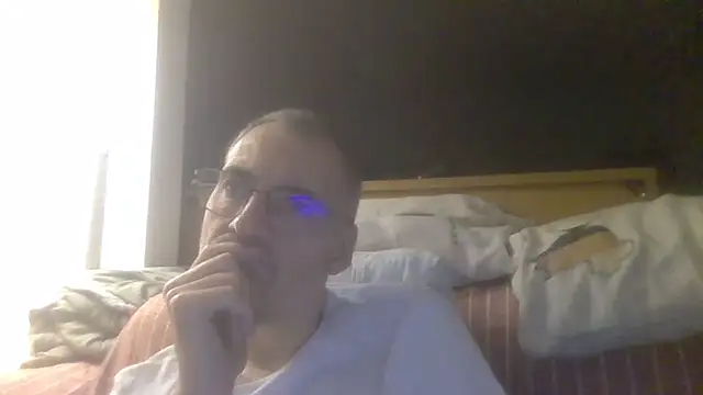 ptitcanard60600 online show from September 21, 8:43 pm