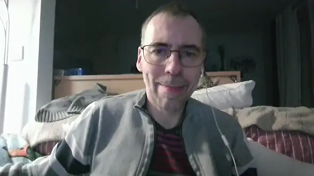 ptitcanard60600 online show from February 20, 10:10 pm