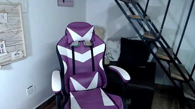 samantha baby  online show from November 12, 7:13 pm